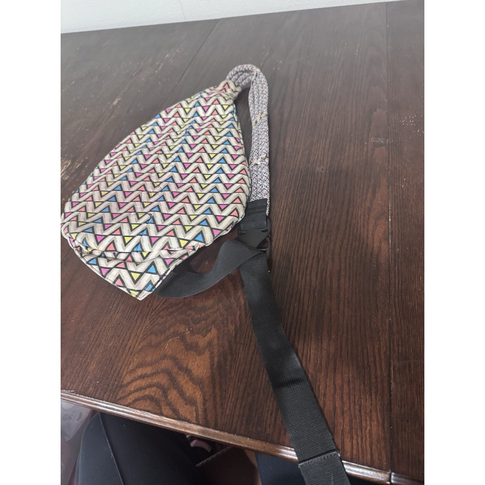 Kavu Rope Crossbody Pattern Sling Outdoors Hiking Hippie Backpack Bag - Picture 4 of 6